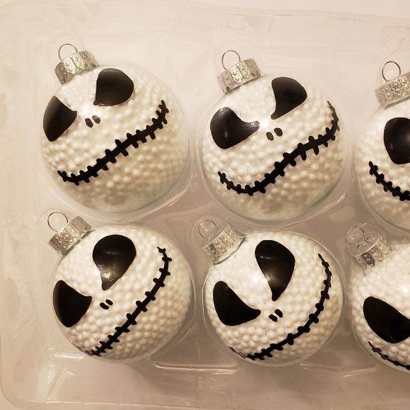 Jack Skellington Snow Ornament Set Christmas - Picture 4 of 4
